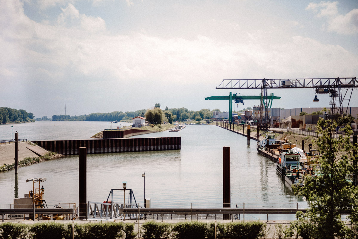 Blick zum Floßhafen
