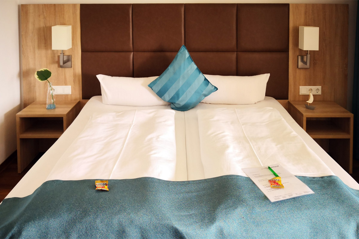 Bett im Doppelzimmer