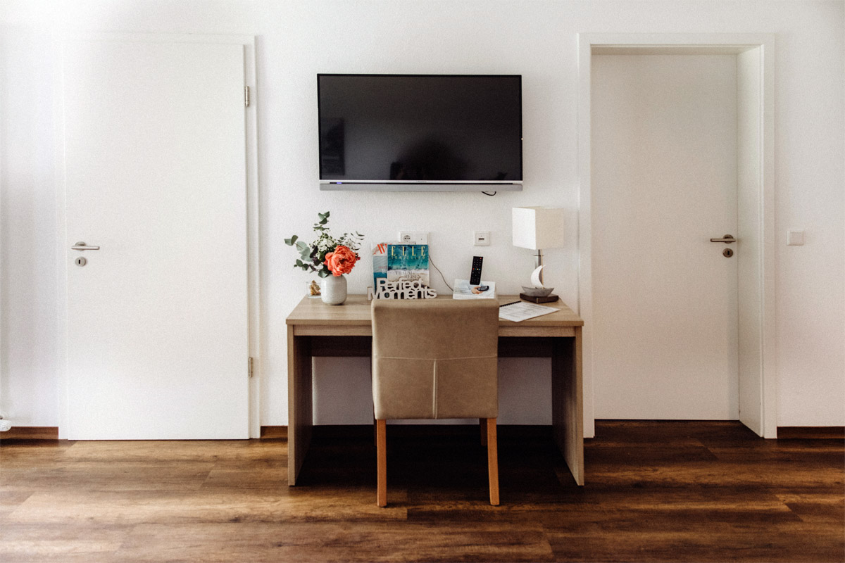 Schreibtisch im Apartment